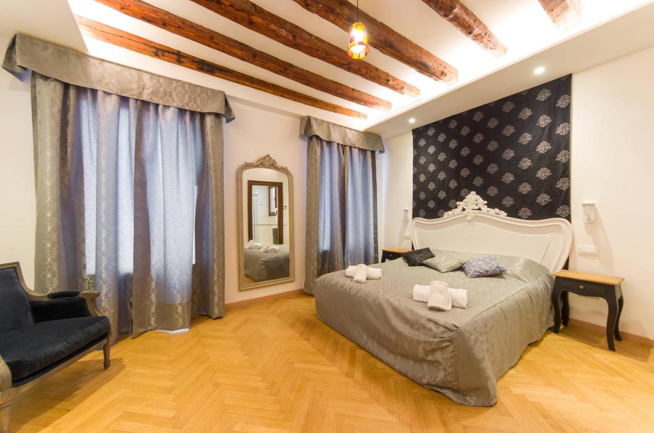 Apartamento Residenza La Torretta Venecia Exterior foto